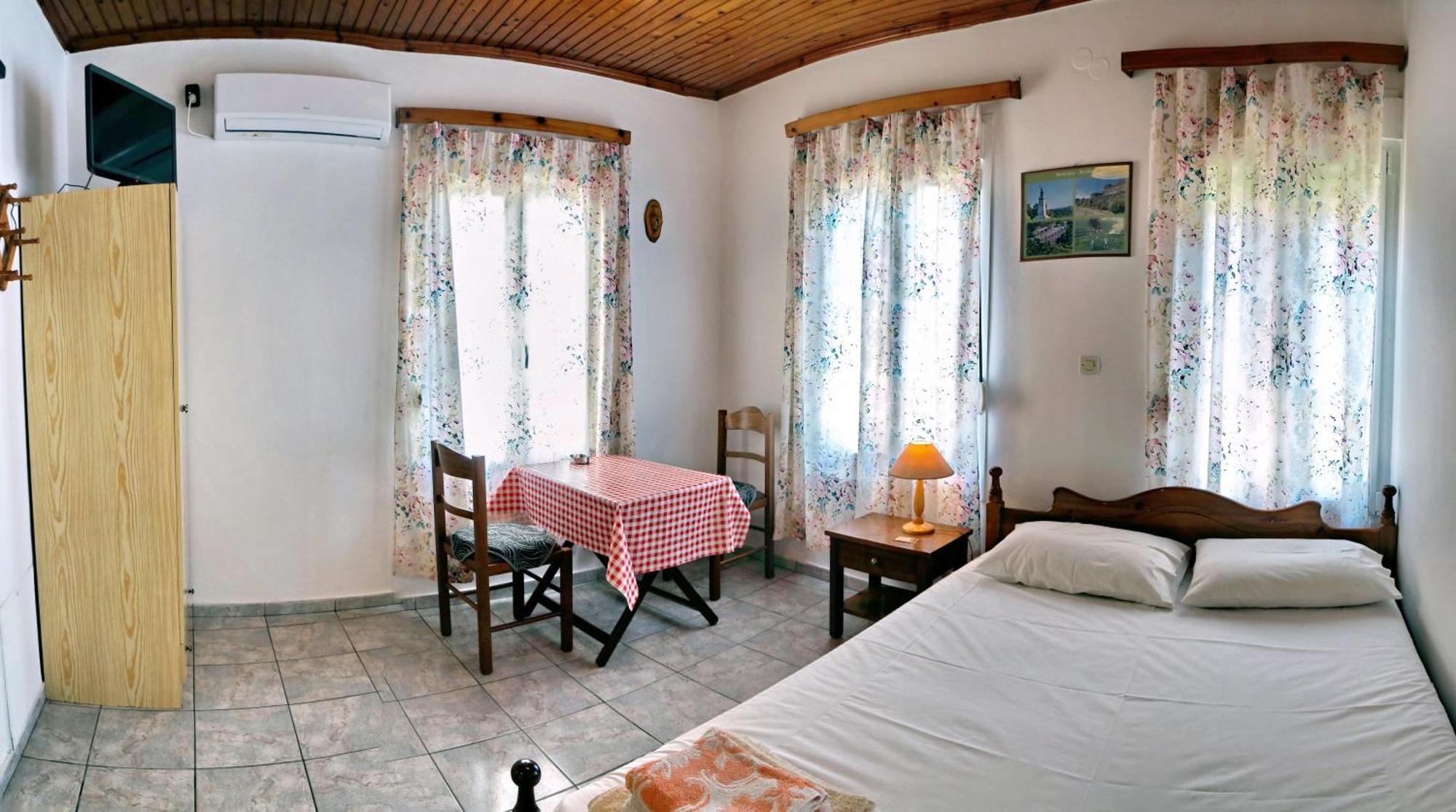 Mytilíni Angelos Rooms מראה חיצוני תמונה