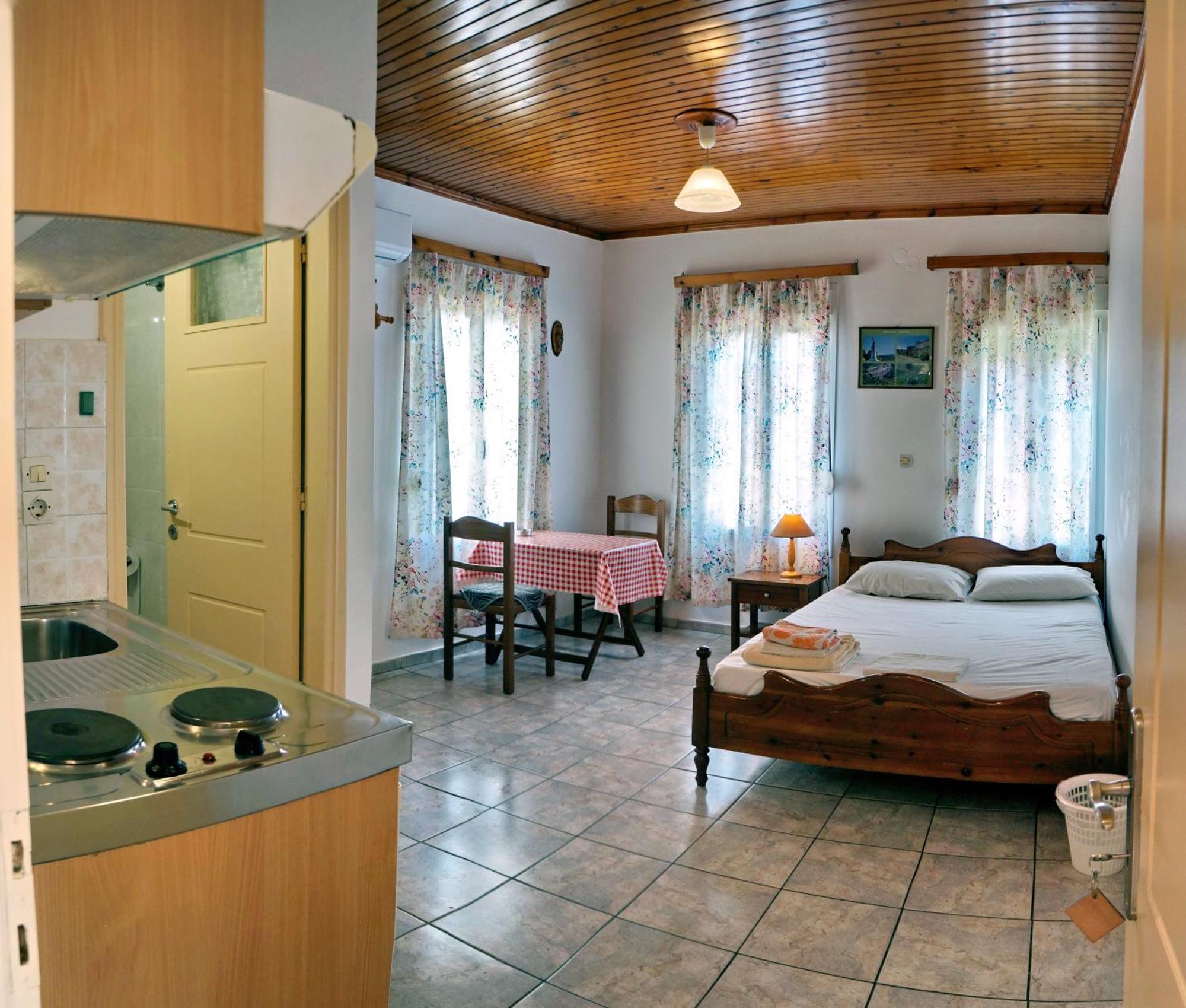 Mytilíni Angelos Rooms מראה חיצוני תמונה