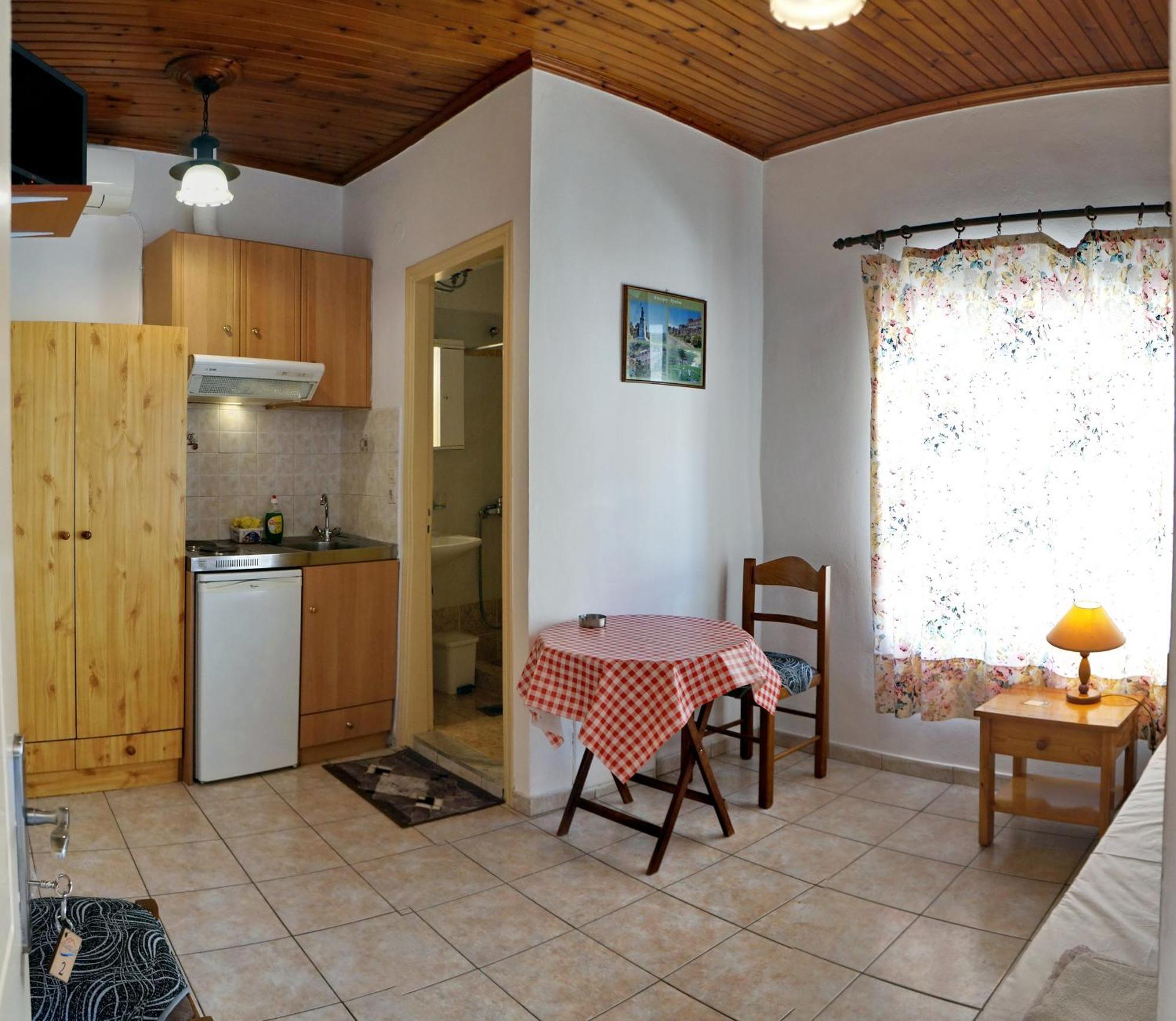 Mytilíni Angelos Rooms מראה חיצוני תמונה