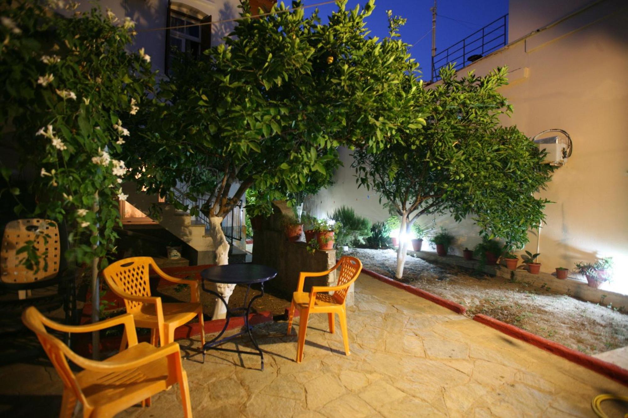 Mytilíni Angelos Rooms מראה חיצוני תמונה